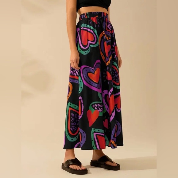 The Real Clean Company Dresses & Skirts - Colorful Heart Print Skirt Elastic High Waist New Boutique